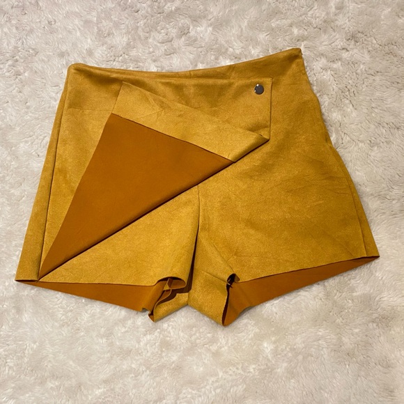 Zara mustard skort faux suede size medium - Picture 6 of 6